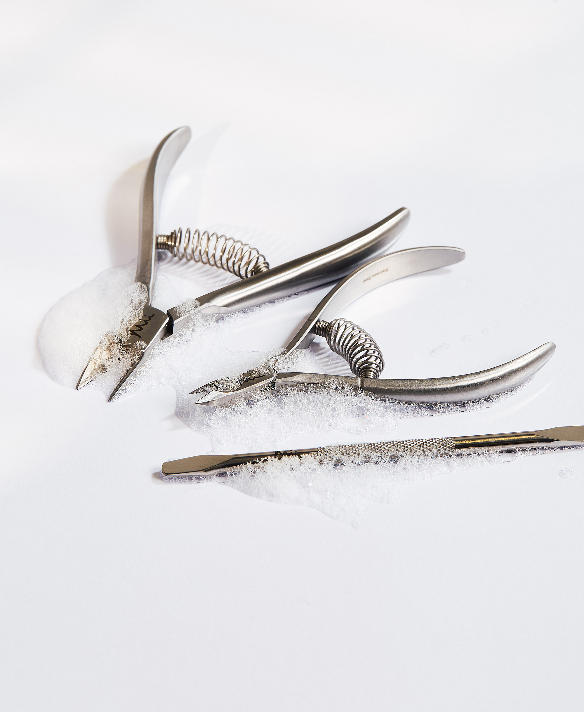 Nippers Clippers and Pusher