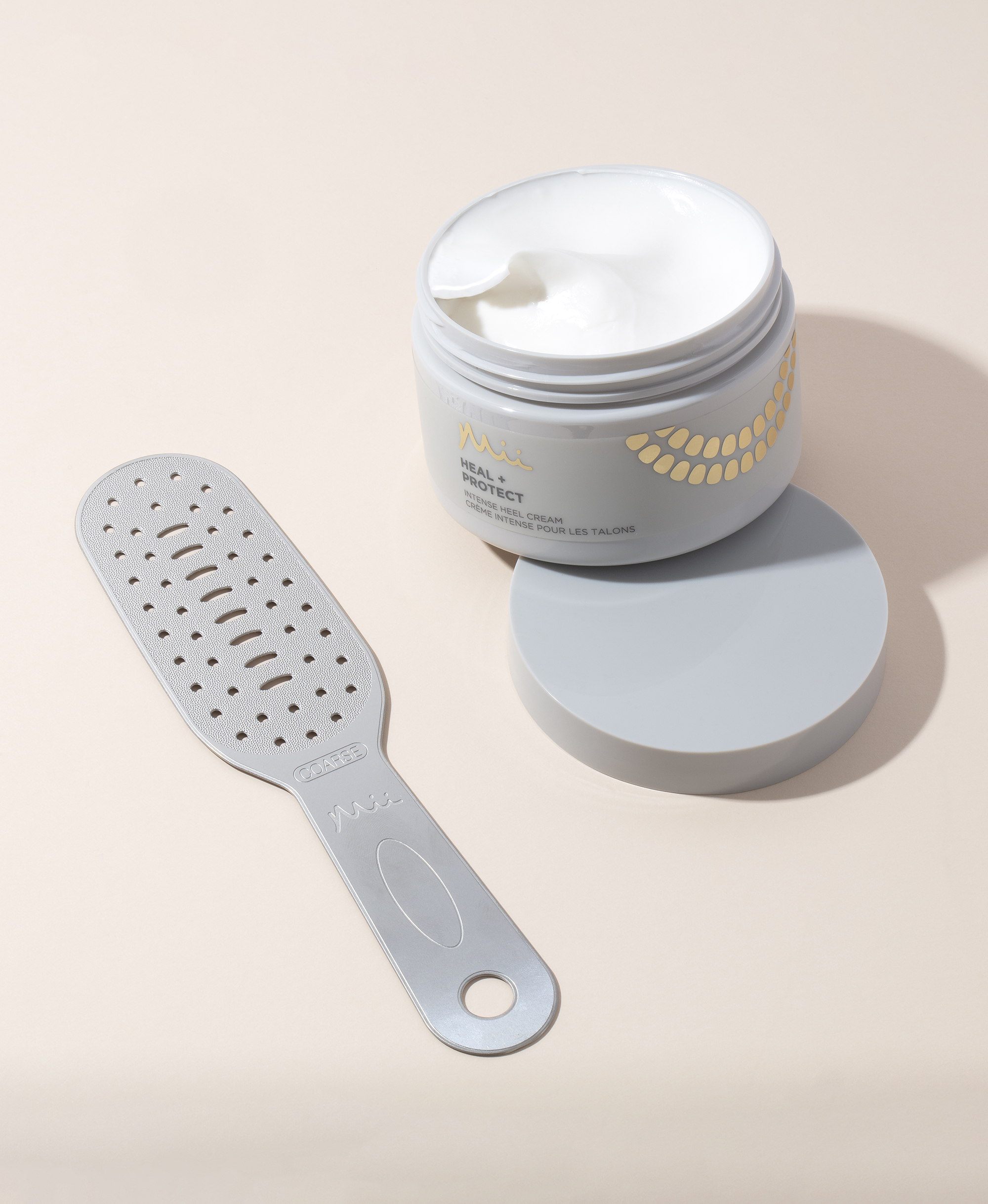 StainlessSteelFootFile_Heal+Protect_open_22000x2437