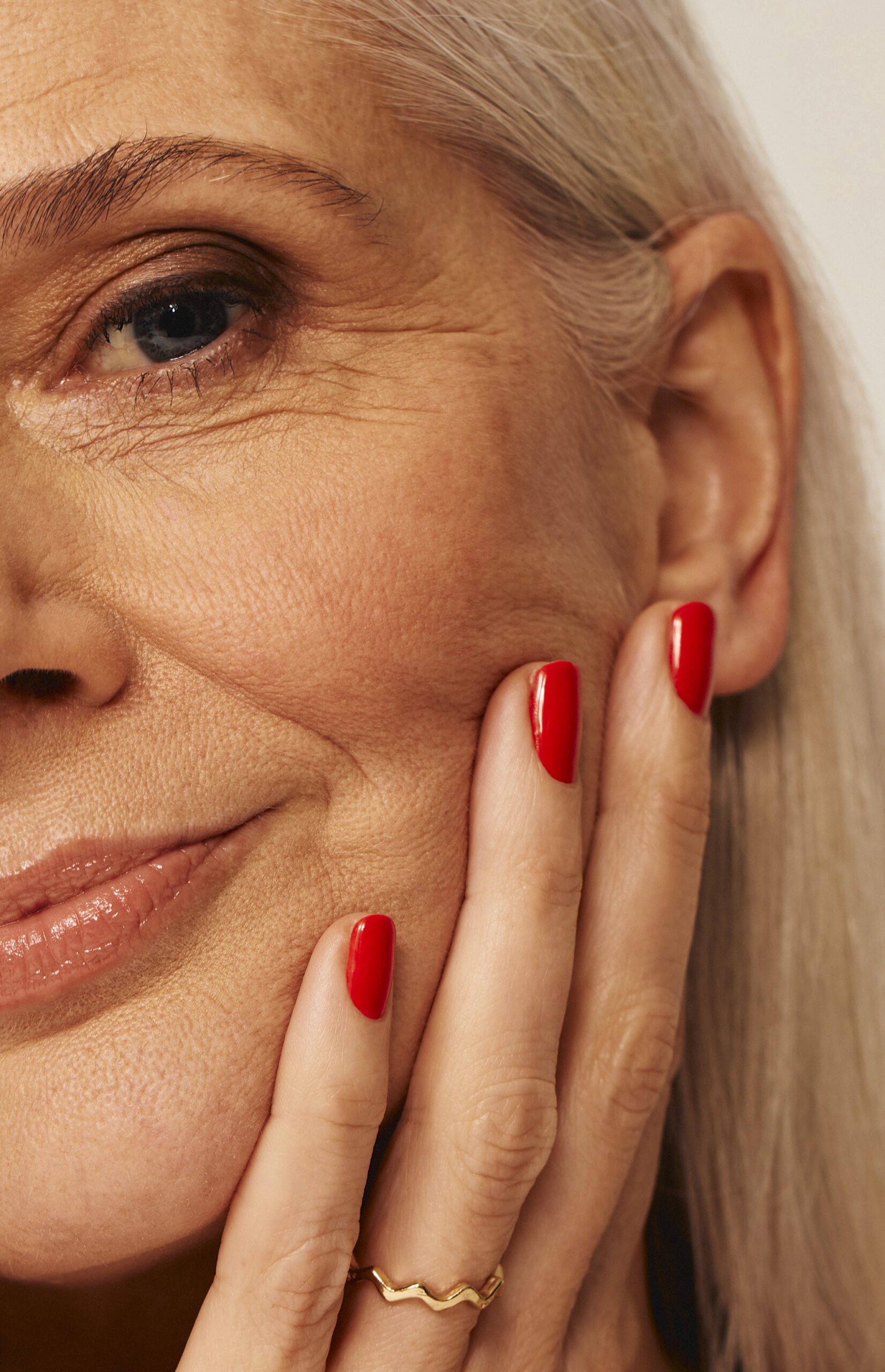 colour confidence nail polish