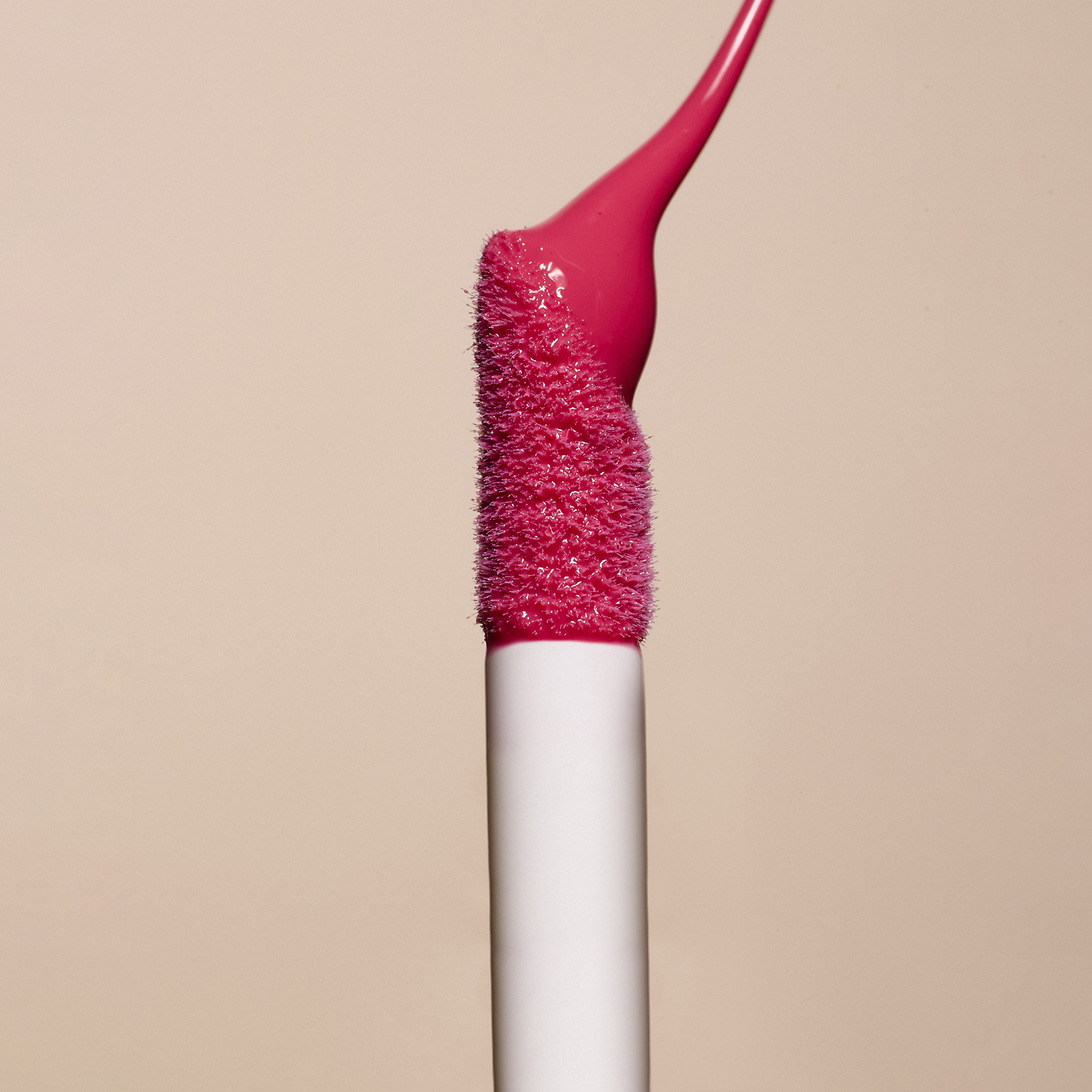 LLS5_Luscious_Lip_Sheen_Sweet_Pea_4_2000x2000