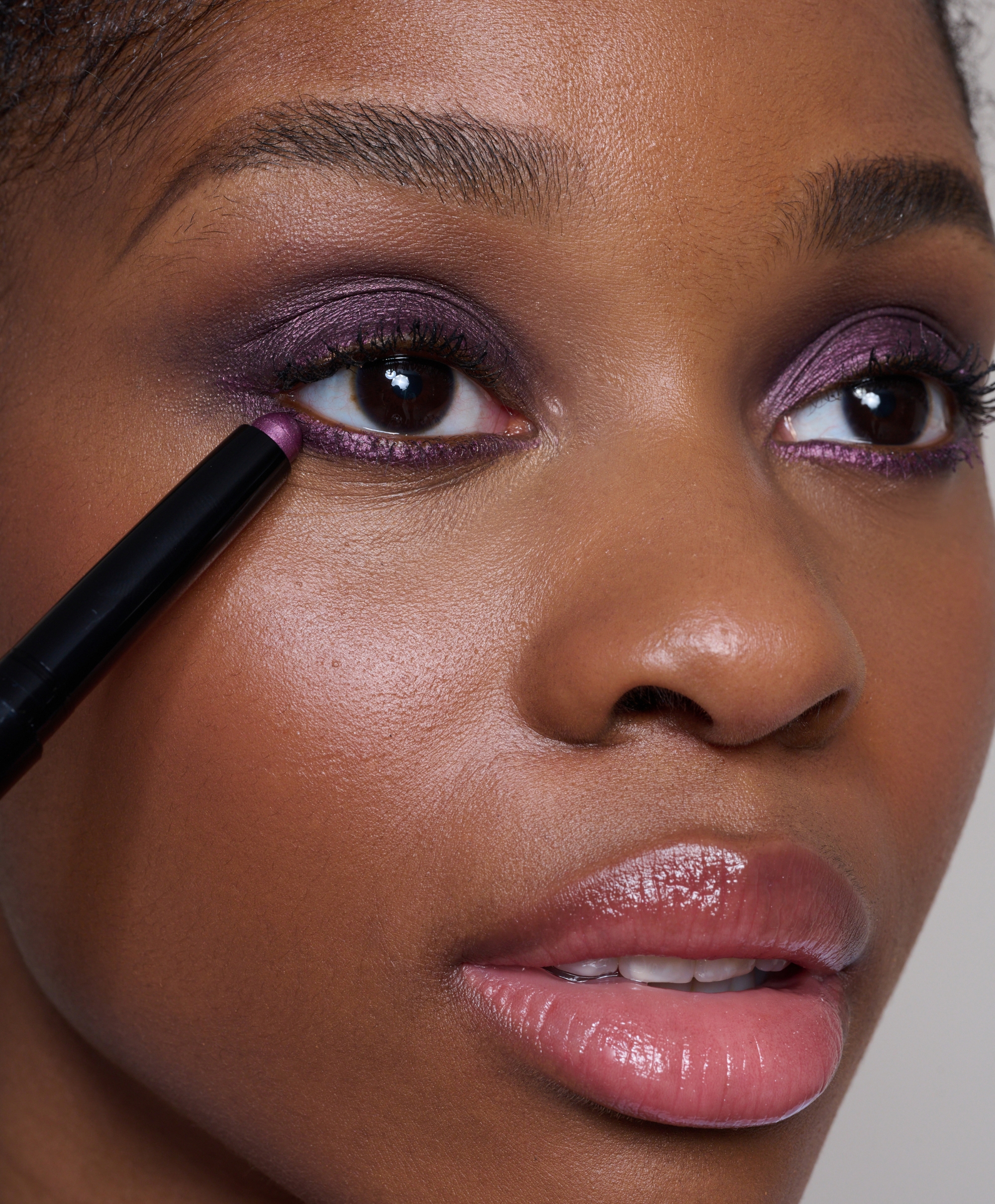 Single excerpt image 2000 x 2419 (1)