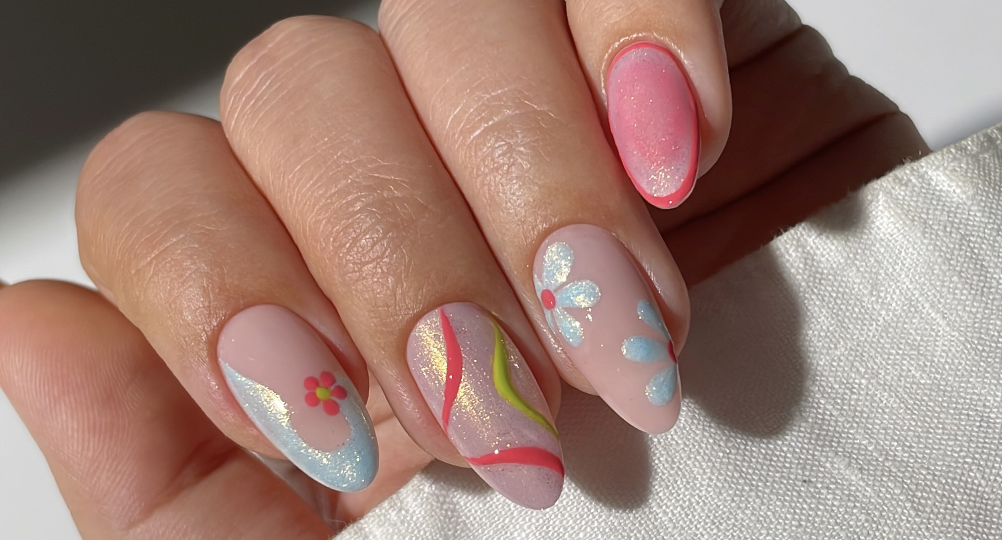 How to: Floral Daydreams Nail Art Blog