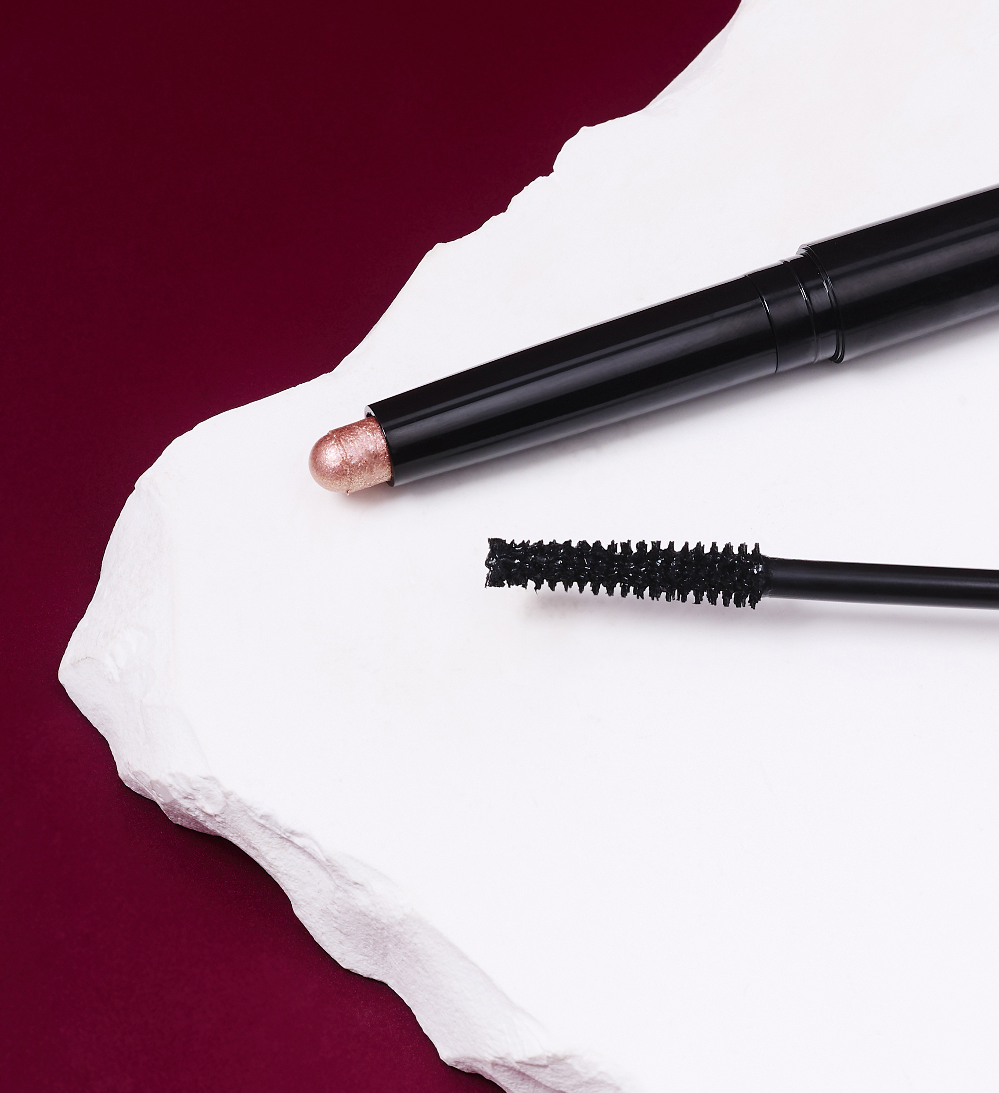 Image of Dramatic Eye Mascara and Eyeshadow Duo in shade in Golden Blush