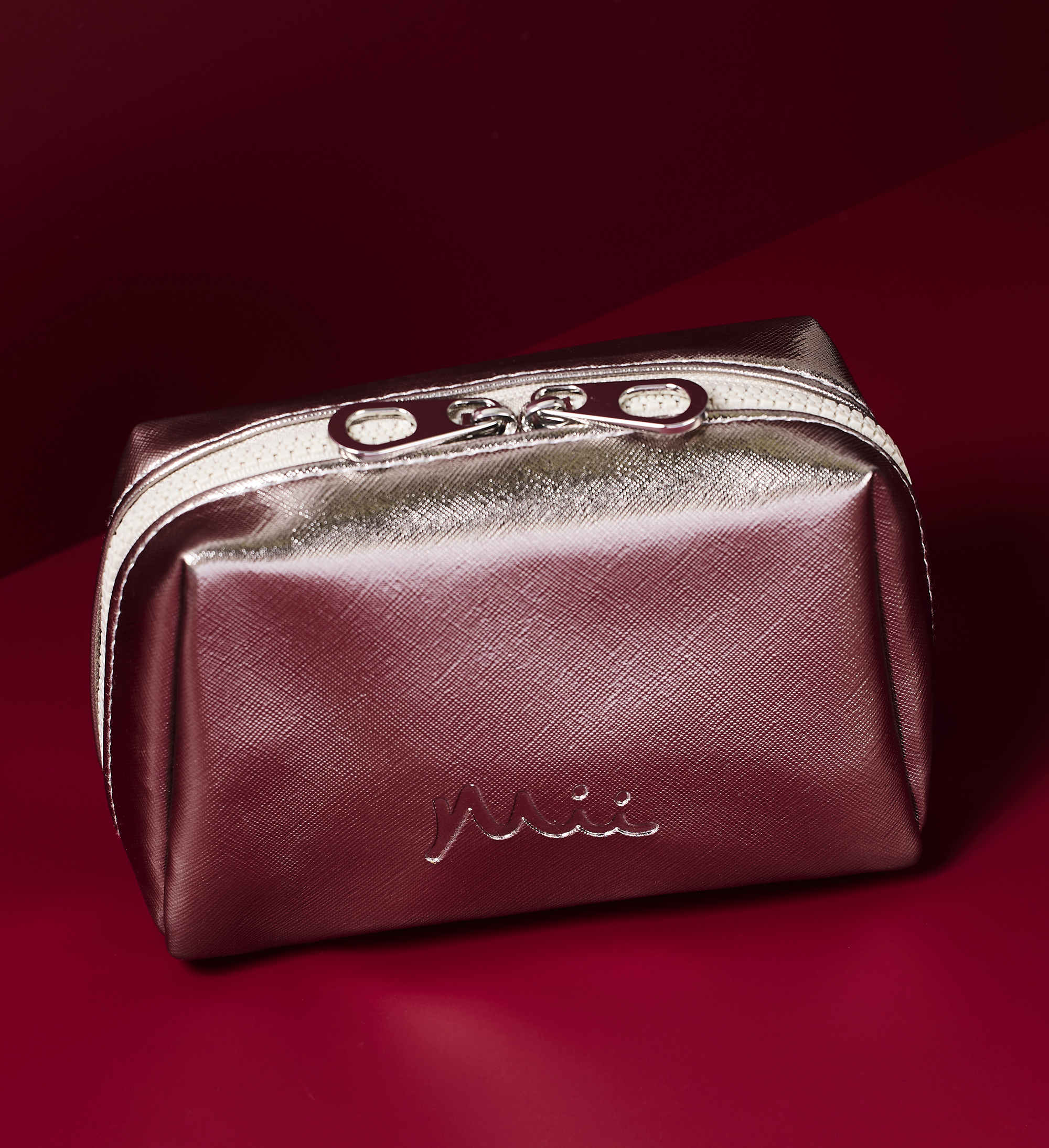 Packshot of Rose Gold Makeup Bag