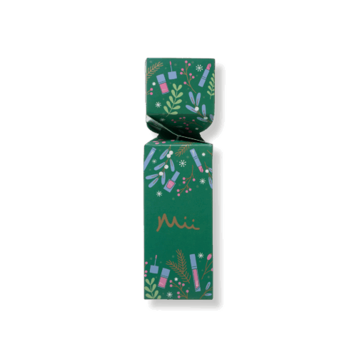 Packshot of Christmas Cracker in Green