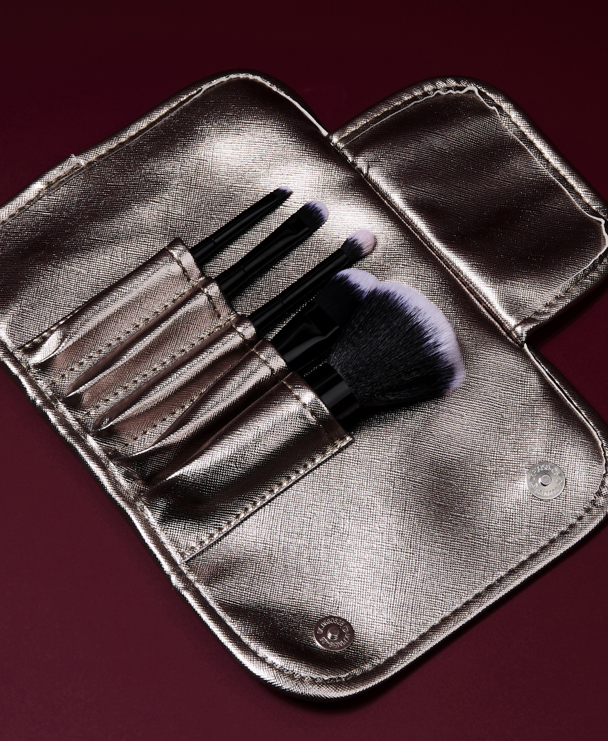 Stylised image of 5-Piece Mini Brush Set