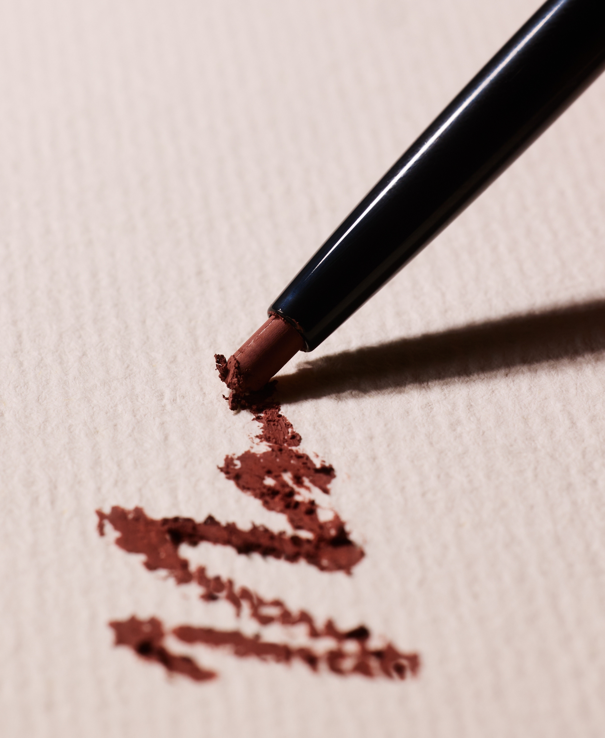 Contour Lip Liner in Nude Suede swatch