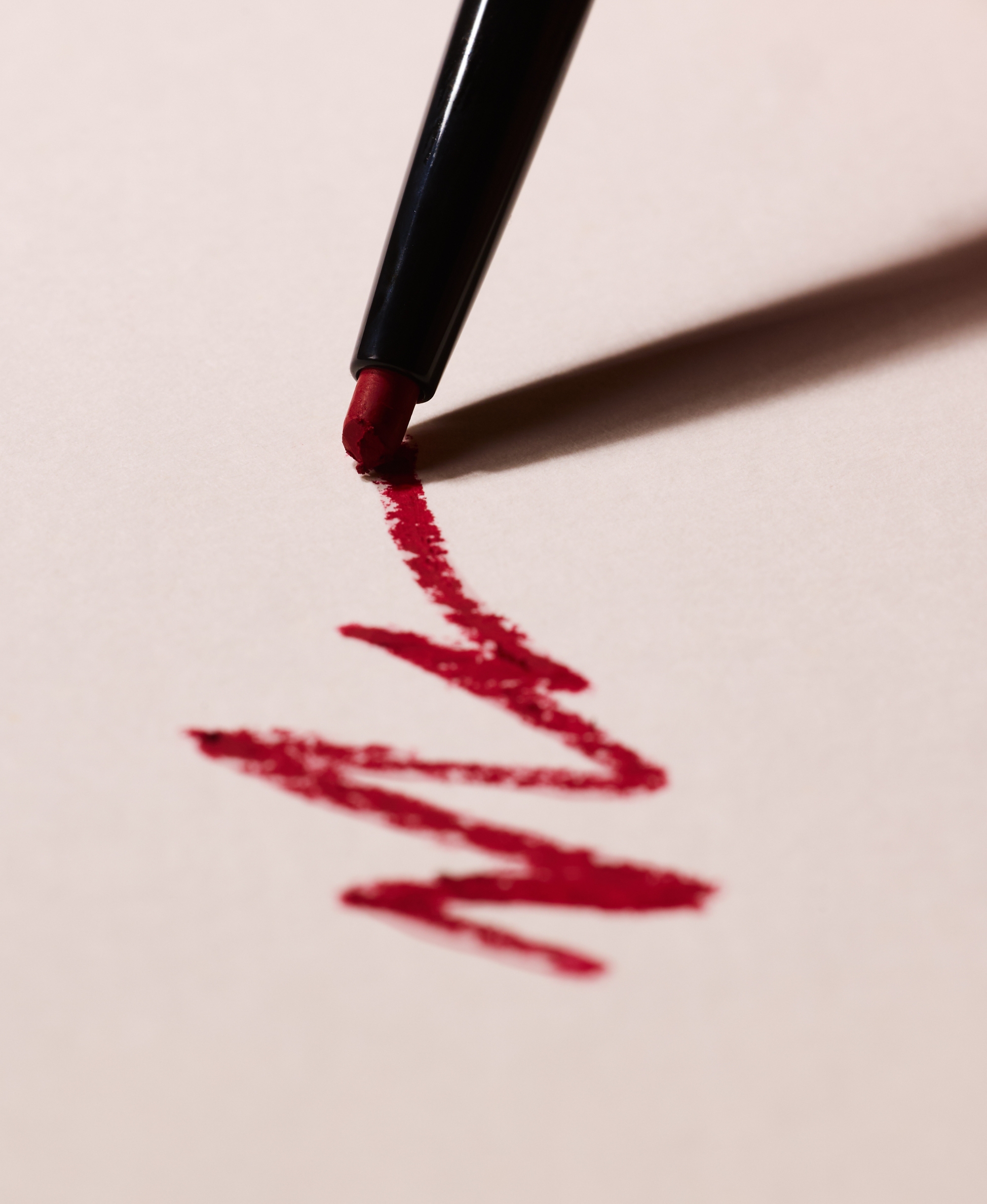 Contour Lip Liner in Cherry Red swatch