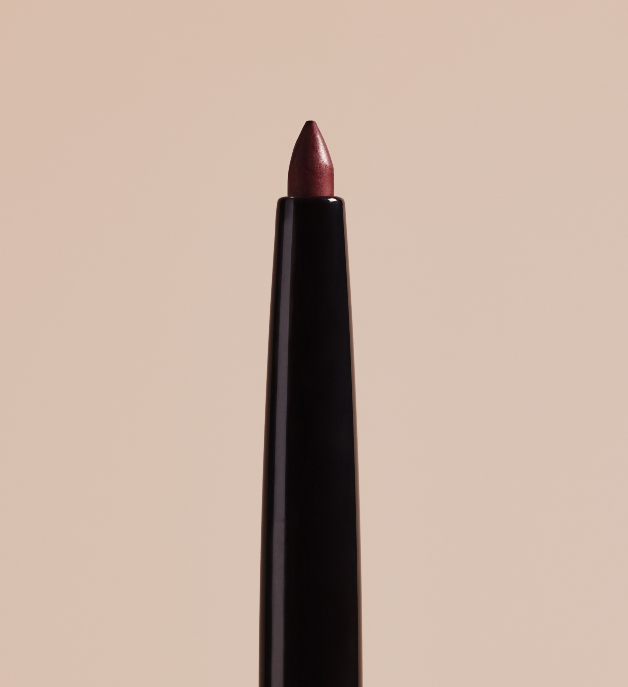 CON6_Currant-Crush_Liner_Tip