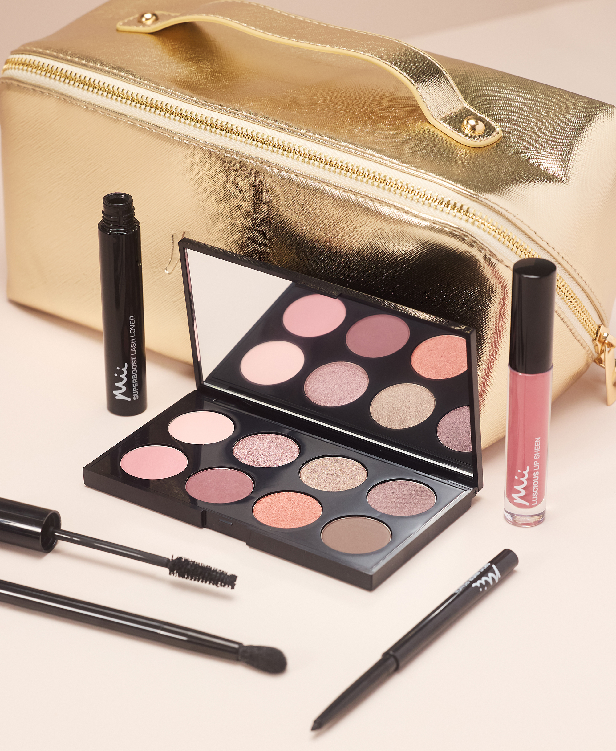 ECBS_Essentials Cosmetic Bag Bundle_LLS3_SK00_BR19_SBL1_XCPS